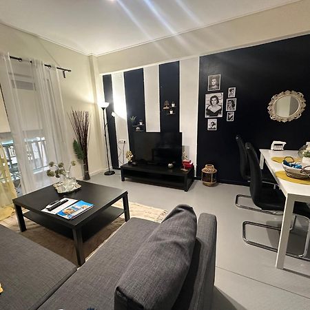 Ferienwohnung Koukaki Urban Retreat, Steps From The Acropolis Athen Exterior foto